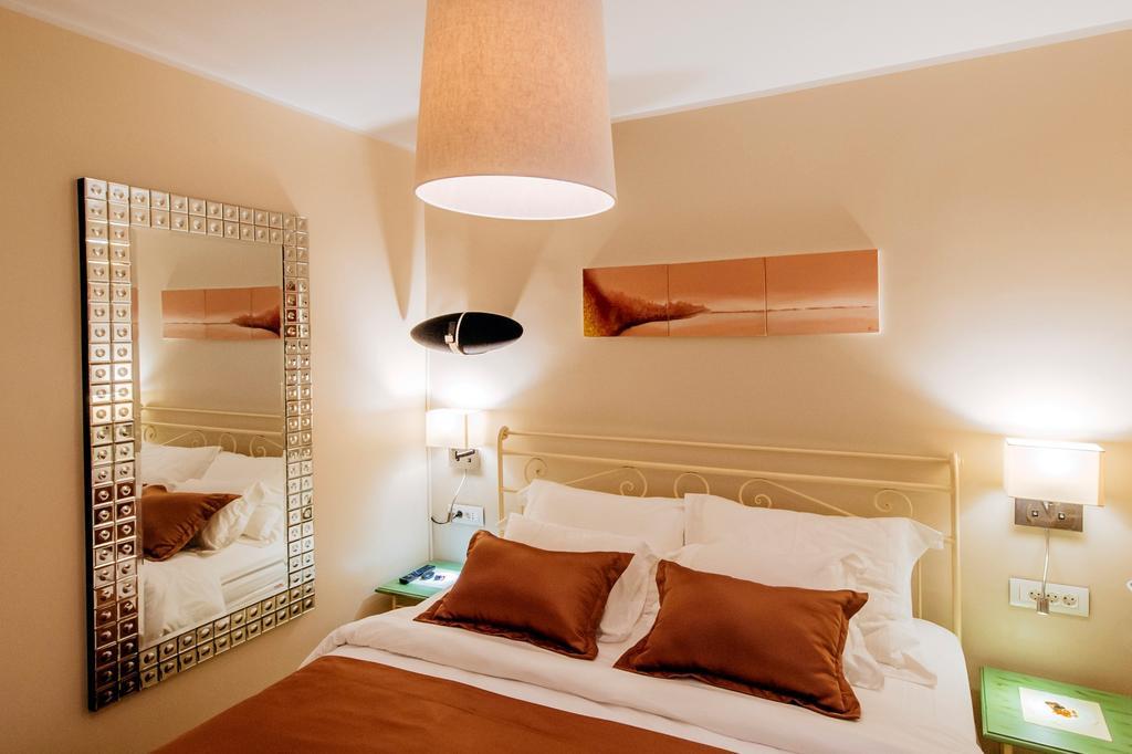 Suites One Zadar Room photo